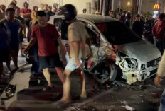 Diduga Tabrak Lari, Kecelakaan Beruntun di Jalan Tentara Pelajar Semarang Libatkan 5 Kendaraan