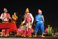 Menghidupkan Pertunjukan Emprak Jepara yang Nyaris Punah di Panggung Hatedu 