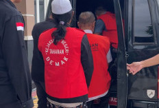 Tiga Tersangka Korupsi Pengelolaan Keuangan Desa Sayung Demak Resmi Diserahkan ke JPU