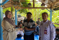 Pemkab Tegal Fasilitasi BPJS Ketenagakerjaan Bagi 2.000 Nelayan, Dinas Perikanan Jemput Bola Bagikan Kartu 