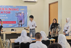 In House Training, Asah Bakat Istimewa Pelajar SLB Negeri Purwosari Jadi Konten Kreator