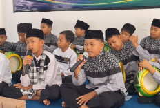 Sulit Cari Murid Baru, MI Muhammadiyah Doro Rangkul Warga Nahdliyin Lewat Hadrah