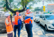 Parkir Sembarangan di Jalan Tanjung, Petugas Dishub Semarang Tertibkan Kendaraan