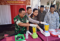 Kejari Batang Musnahkan Ribuan Barang Bukti, Dari Pil Yarindo hingga Samurai