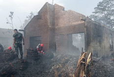 Gudang Limbah Plastik dan Satu Rumah Hangus Terbakar di Boyolali