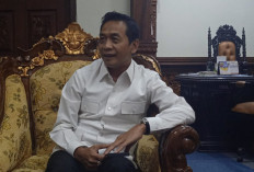 Dekat Kandang Ayam dan Penuh Lalat, Wabup Suyono Desak Relokasi SPPG Pecalungan