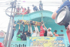 Sempat Terpental, Tukang Bangunan Tersengat Listrik Hingga Terbakar 80 Persen di Tingkir Salatiga