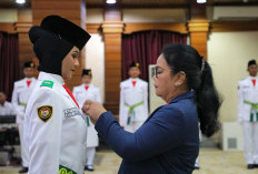 27 Paskibraka Semarang Dikukuhkan, Agustina Tekankan Kepemimpinan dan Integritas Anak Muda 