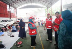 Dapur Umum PMI Pati Suplai Nasi Bungkus dan Sembako ke Warga Terdampak Banjir