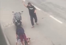 Pria Tersungkur Usai Dibacok di Jalan Semanggi Solo, Begini Kronologinya