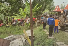 Mobil Pengantar Jemaah Haji Grobogan Tertemper KA Argo Bromo, Empat Orang Meninggal
