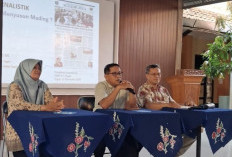 Ratusan Siswa SMP Negeri 2 Tegal Belajar Pengelolaan Mading dan Foto Jurnalistik