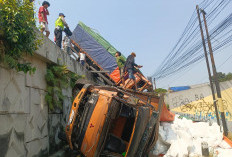 Kecelakaan Maut Flyover Kretek Brebes Libatkan Dua Truk Tiga Sepeda Motor