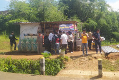 Nestapa Siti Fatimah Warga Miskin di Kudus, Tinggal di Gubuk dan Anaknya Putus Sekolah