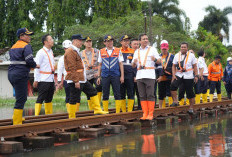 Banjir Jalur Kereta Api Pekalongan–Sragi Lumpuhkan Perjalanan, Menhub Turun Gunung