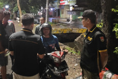  Satpol PP Semarang Gelar OTT Pembuang Sampah, Tiga Warga Terjaring Razia Dini Hari