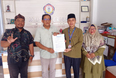 Siap Cetak Jurnalis Muda, SMP Muhammadiyah 1 Adiwerna Gandeng Radar Tegal Luncurkan Mading Digital