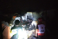 Rumah Warga Cilongok Tegal Dilalap Si Jago Merah, Kerugian Capai Rp100 Juta