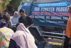 Tanggap Krisis Air Bersih, SMK Peristek Pangkah Guyur Bantuan ke Harjasari Tegal