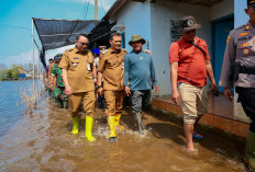 Nestapa Warga Tunggulsari Pati: Terendam Banjir Rob, Mengusik Hati Ahmad Luthfi