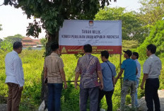 Pastikan Aset Negara Terjaga, KPU Kota Tegal Pasang Plang Bertuliskan Ini 