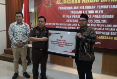 Lewat Kejari Batang, PLN Kembalikan Rp7,3 Miliar Dana Kelebihan Bayar PJU ke Pemkab