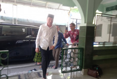 Jokowi Bicara Soal Penangkapan Roy Suryo dan dr Tifa 
