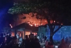 Gedung Puskesmas Lama Sluke Rembang Ludes Terbakar, Diduga Akibat Korsleting