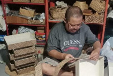 Kerjinan Enceng Gondok Demak Tembus Pasar Nasional