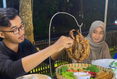Ayam Panggang Pakis, Sensasi Kuliner Pegunungan Muria yang Diburu Saat Lebaran