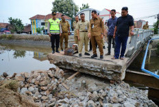 Jembatan Kesambi Jebol, Bupati Kudus Janjikan Perbaikan Rampung Dua Pekan