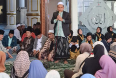 Umrah Unik , Kafa Tour Berangkatkan Umrah 49 Jemaah Batang Lewat China