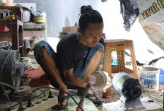 Dari Sungai hingga Etalase, Perajin Batu Akik Batang Bertahan di Tren yang Turun 