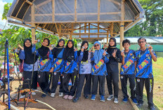 SMP IT Luqman Al Hakim Tegal Borong Medali Kejurkab Panahan