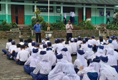 Upacara Hari Pahlawan Berlangsung Khidmat di Lereng Gunung Slamet  ‎