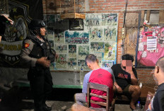 Pesta Miras Oplosan, Tiga Orang Diamankan di Kampung Baru Solo