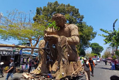 Karnaval Purworejo, Saat Sampah Disulap Jadi Pesan untuk Menyelamatkan Bumi