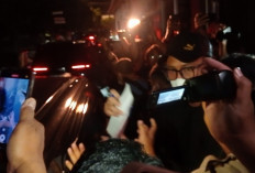 Usai Diperiksa 15 Jam di Polresta, Bupati Klaten Hamenang Diberangkatkan ke Jakarta Menggunakan KA