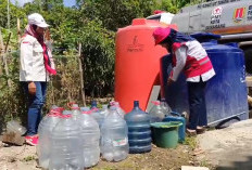 Seribu Warga Jabungan Semarang Terancam Krisis Air, PMI Turunkan 5.000 Liter Air Bersih