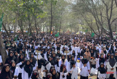 20.633 Santri Padati Pantai Setrojenar Kebumen, Pawai Budaya hingga Istighosah Meriahkan Hari Santri