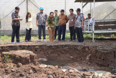 Dua Pipa PDAM Tirta Moedal Bocor di Gunungpati, Truk Tangki Gratis Dikerahkan