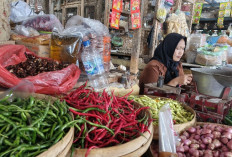Harga Cabai Melonjak hingga 100 Persen, Pedagang Pasar Sido Makmur Blora Keluhkan Penjualan Lesu