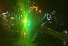 Truk Trailer Hino Terguling di Tikungan Jambu Ambarawa, Sopir Tewas di RSGM Ambarawa