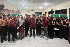 Bekali Skill Jurnalistik, 30 Siswa SMP Negeri 6 Tegal Ikuti Pelatihan Mading Digital