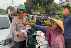Keseruan War Takjil Polresta Pati, Bagikan Makanan Bukan Surat Tilang di GOR Pesantenan