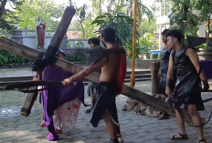 Jalan Salib Kolosal di Semarang, 50 Pemeran Hidupkan Sengsara Yesus Secara Dramatis
