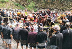 Sejarah Baru! Ruwat Bumi Guci 2026 Satukan Dua Desa dalam Puncak Kirab Gunungan yang Sakral