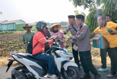 Polsek Adiwerna Tegal Bagikan 250 Ponggol Gratis, Buruh Tani Hingga PKL Kebagian
