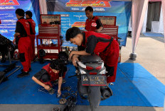 Bhakti Presisi Polresta Solo, Ojol dan Supeltas Nikmati Servis Motor hingga Cek Kesehatan Gratis