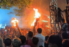 Perang Obor Bikin Kampung Tegalsambi Jepara Membara, Api Diyakini Bawa Berkah dan Simbol Tolak Petaka